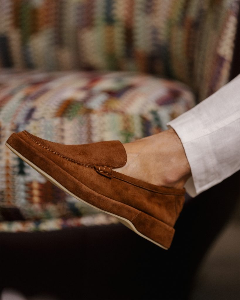 H24 Suede Marrone